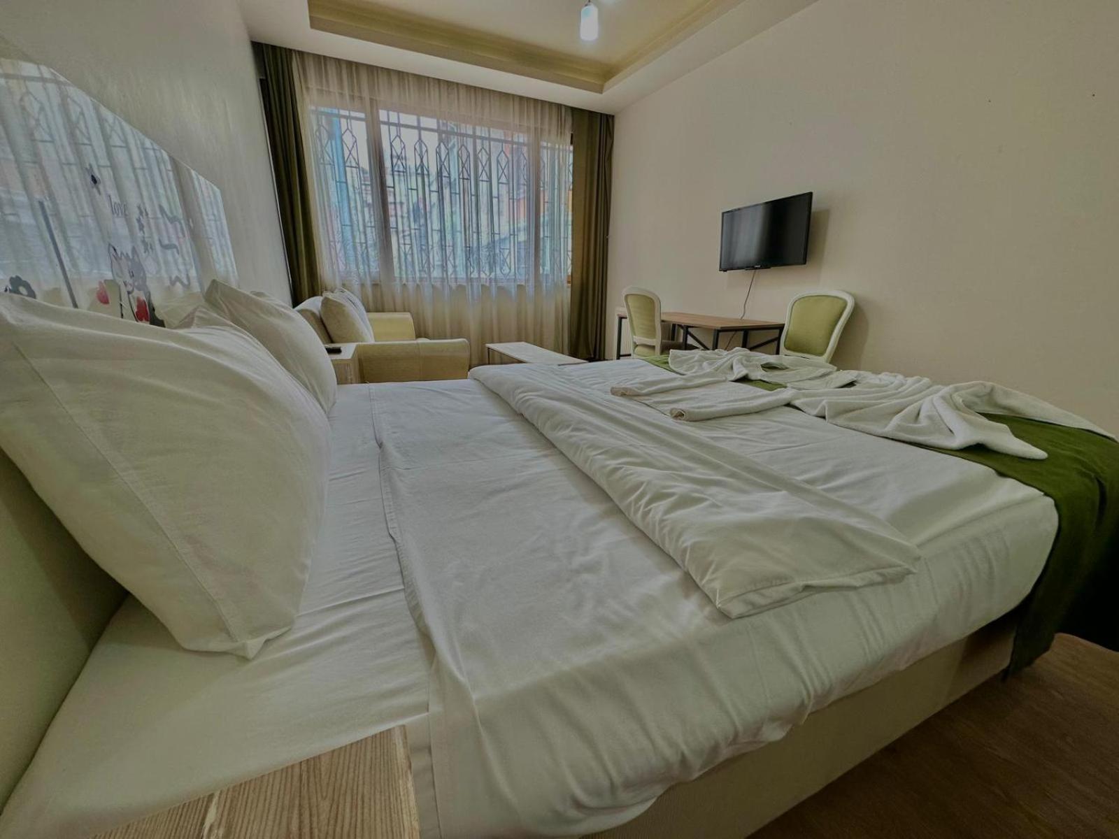 Taksim Daylif Hotel Istanbul Bagian luar foto