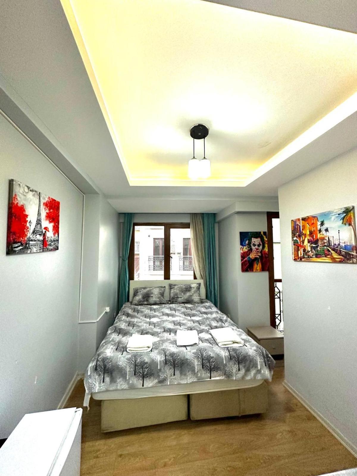 Taksim Daylif Hotel Istanbul Bagian luar foto